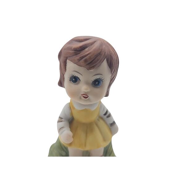 Vintage Ceramic Little Girl w/Brown Hair & Turtle Figurine Korea Hand Painted 4" - Picture 2 of 8